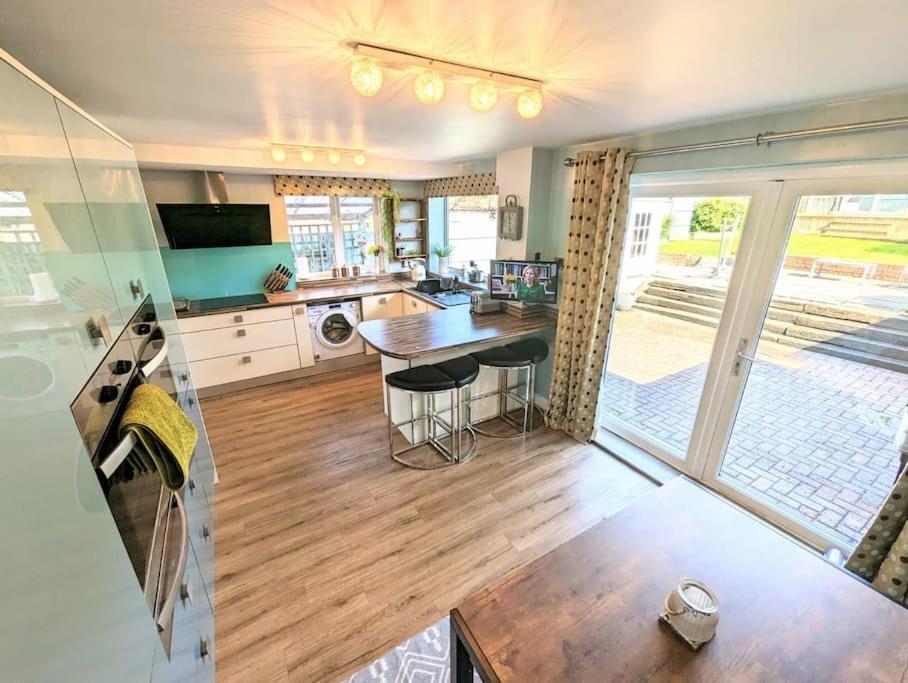 Spacious Lovely 3 Bed House In Keyworth Nottingham Suit Contractors Or Family Eksteriør billede