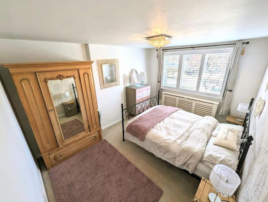 Spacious Lovely 3 Bed House In Keyworth Nottingham Suit Contractors Or Family Eksteriør billede