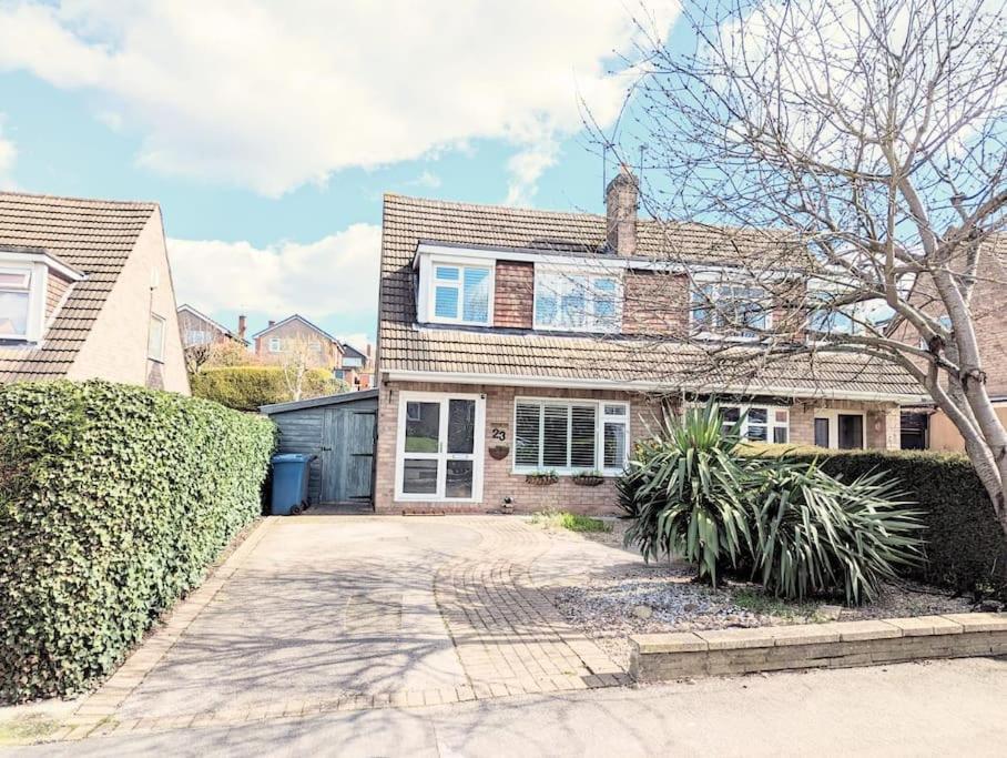 Spacious Lovely 3 Bed House In Keyworth Nottingham Suit Contractors Or Family Eksteriør billede